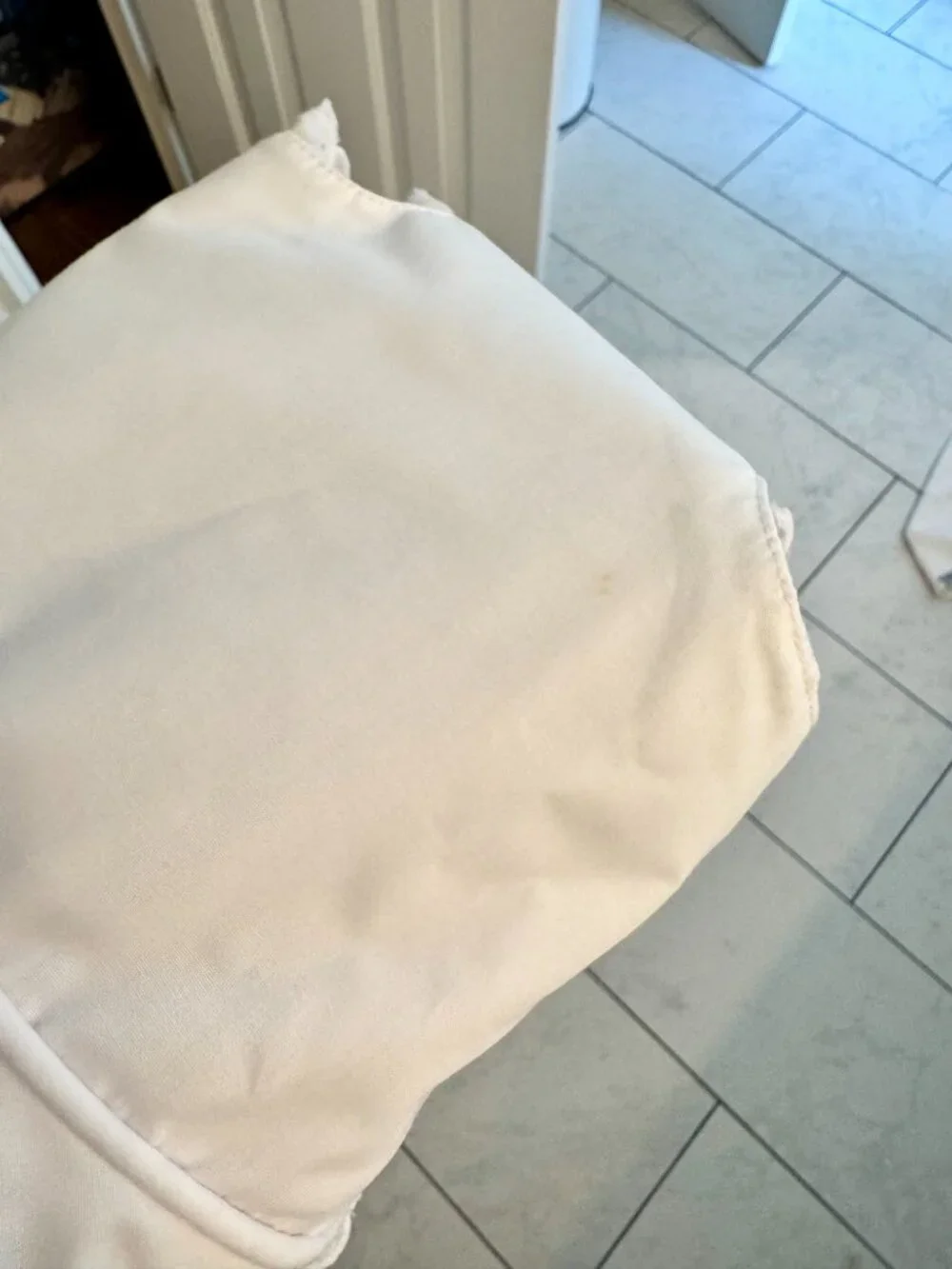 The Beaufort Bonnet Company White Baby Bonnet with Scalloped Trim Small